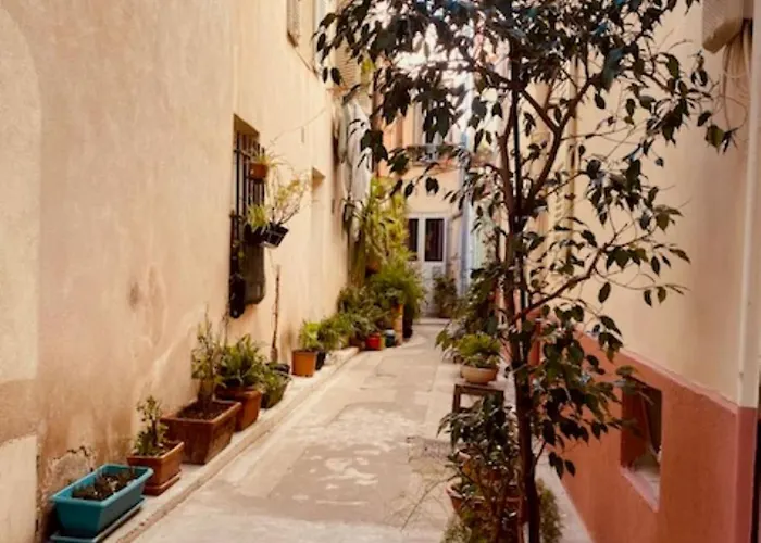 بيت للعطل Charmante Petite Maison أنتيب